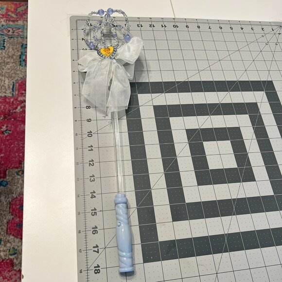 DISNEY Authentic Cinderella Deluxe Costume Dress, Crown & Scepter (Girls Med) - Picture 9 of 16